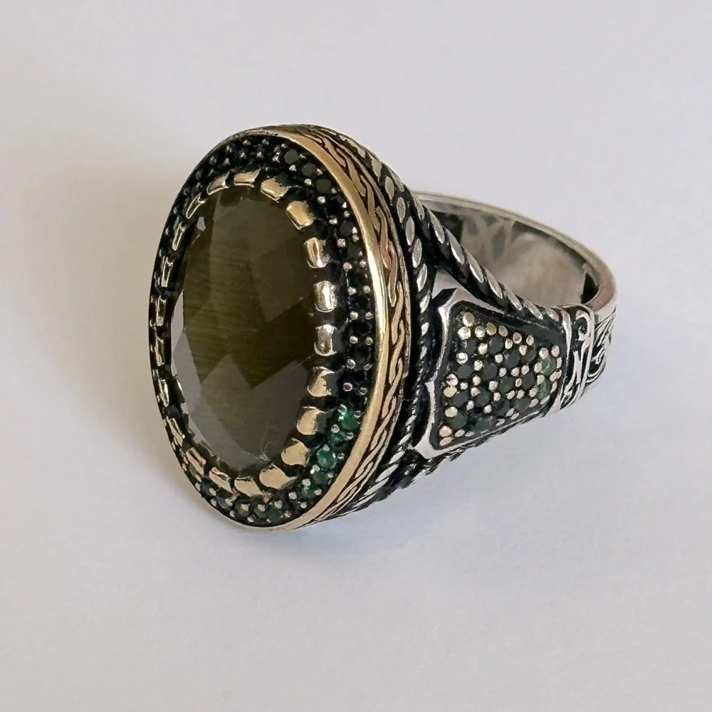 925 Sterling silver green ring